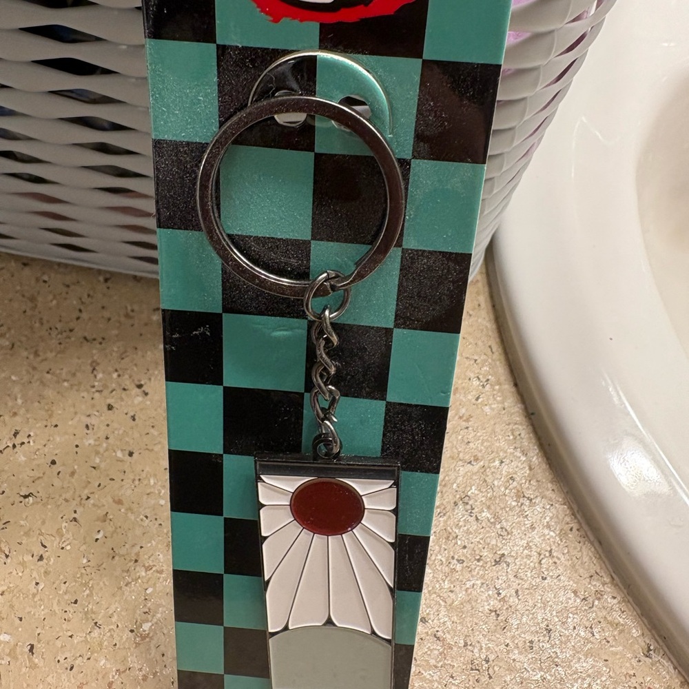 Demon Slayer Tanjiro Kamado Keychain - Red and Gray - Picture 3 of 4